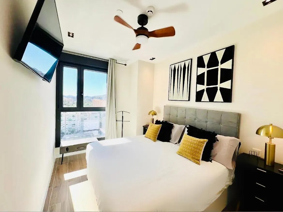 Apartamento De Lujo Con Vistas Impresionantes Málaga 0*,